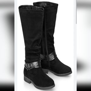 Black Heeled Boots